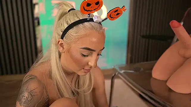 MissObsidian - Get my cunt soaking wet