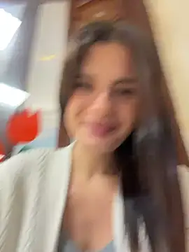 MiraReach - Play wet pussy 💖