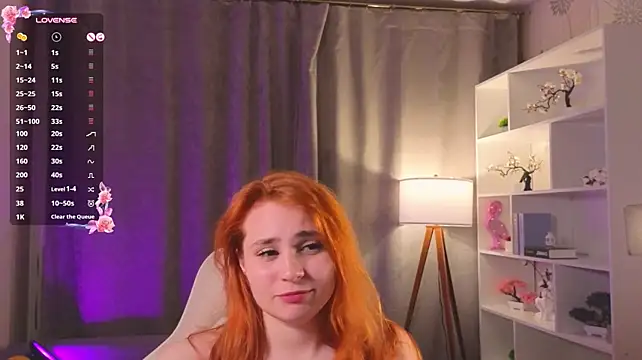 Fish_in_tapki - Squeeze my tits