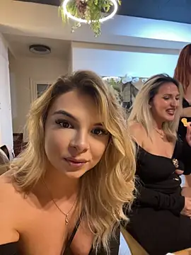 KimmBliss - 😈 Tease Me... Then Tip Me