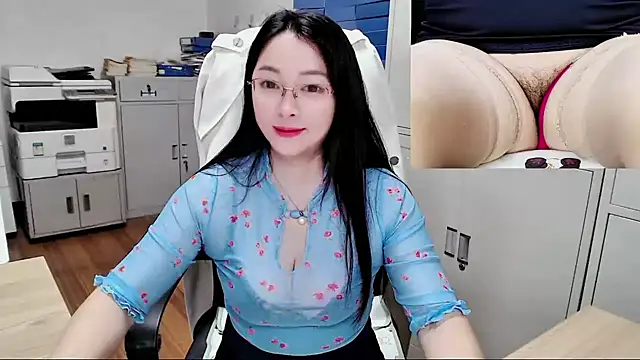Baijie0616 - 打开办公室门塞入小穴站门口3分钟