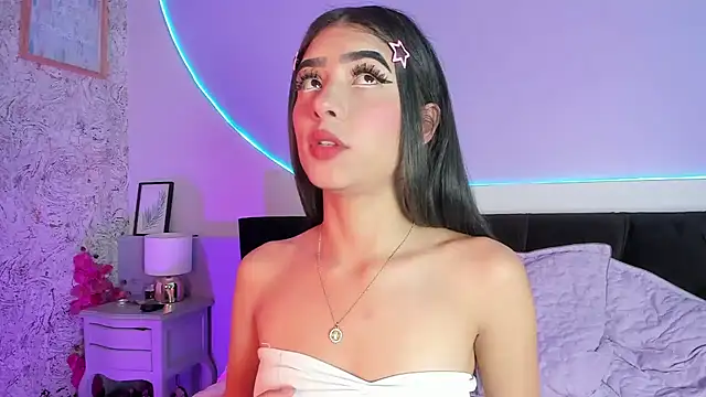Peytonn_Monroe