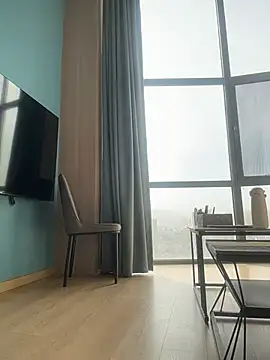 Anna_kk - 对着 落地窗 自慰高潮