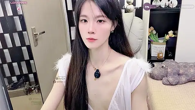 Yueyue-MM - 足交+2分钟控制