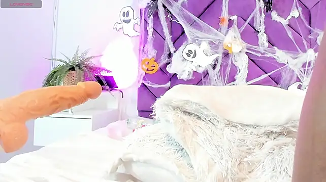 IvyJoness - Screw it, daddy, don't stop😈