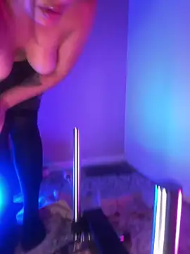 ZoeZayd - LT GET HOT🎁 + CTRL TOYS