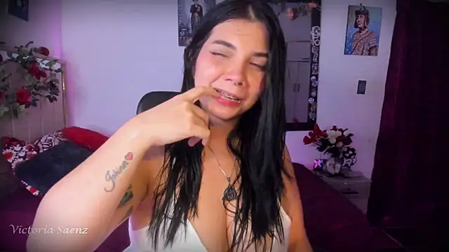 Victoriaasaenz_ - DEDOS EN MI CULO