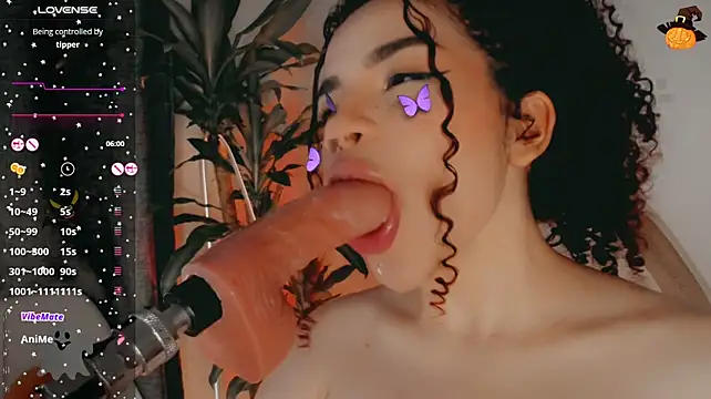 Queen_Deepthroat - Oil boobs 🍒