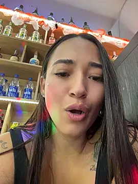 HollyAngel2 - Un cliente toca los senos🍒🍒🍒 de Holly