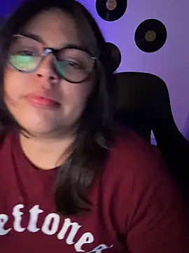 Miacanela_xo - Finger my pussy up close