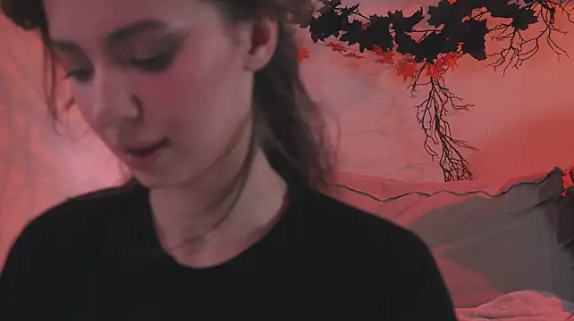 OnlyJett - bare back tease