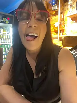 _Pamela04 - Fuck pussy+big Squirt 💦 in the bar