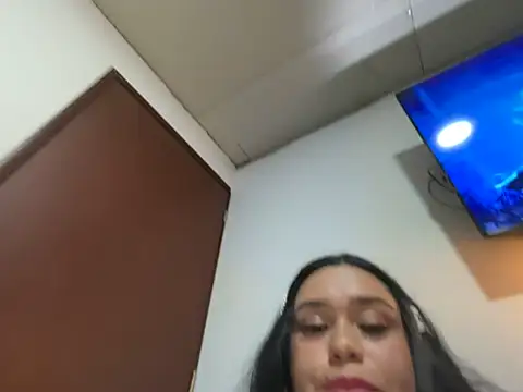 Chicamilk - Big dildo pussy