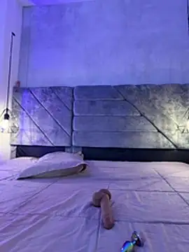 MeganHouston_ - control Domi 5min in pussy OMG 🥵😈