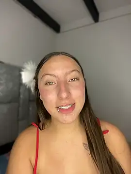 ValeryLund - bounce your tits with cream