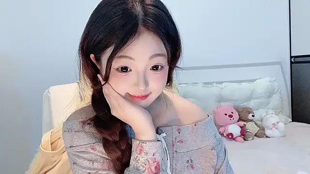 Xiaotaozi- - 宠宠小桃子