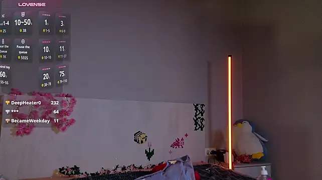 LunaXBaddie - Get naked + fingering pussy💦