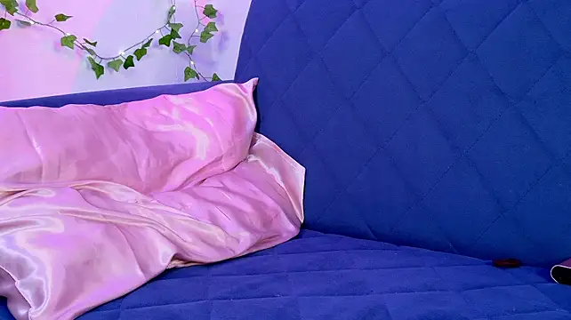 Larentiaa - Fingering my Pussy
