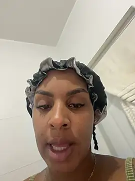 Julixxx22 - Show pussy