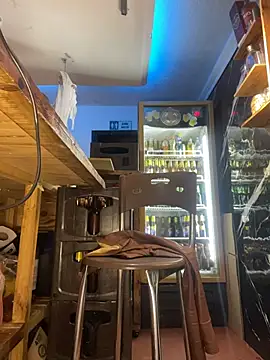 _Pamela04 - Fuck pussy+big Squirt 💦 in the bar
