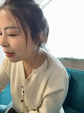 YaoYao8888 - 穿情趣内衣裤播5分钟
