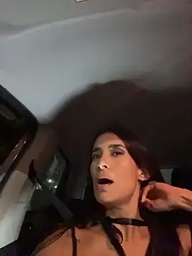 Louisexx - Squirt em público 💦💦