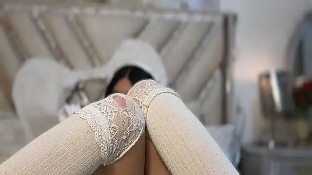 Jadelaurent - Make me moan until the neighbors hear.