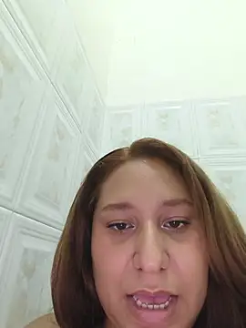 Kittysweet2001 - sucking dildo