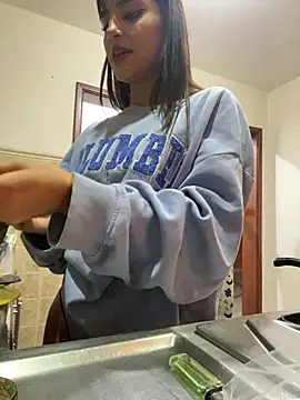 Ivy-777 - flash tits and ahego