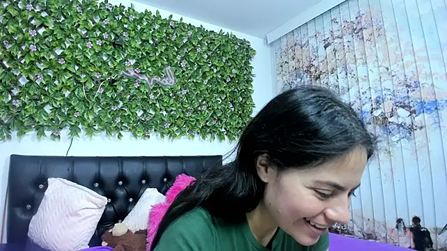 Aylin_Esquivel - remove garment + dance sensual