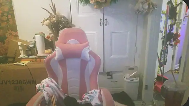Nastydianastrips - pussy 1 min flash
