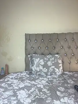 NiqiiRavenous - loppy blowjob and spit