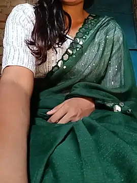 Aaisha-16