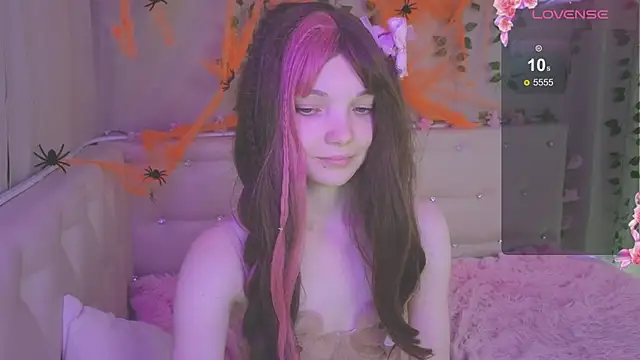 AnimeAlica18 - Show my boobs👻