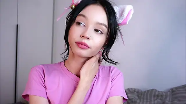 CherryKahae - suck my fingers close up