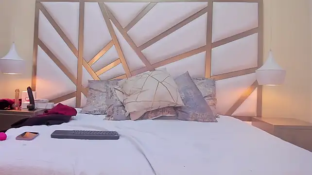 KateHarmon - Show your tits 🍒🍒
