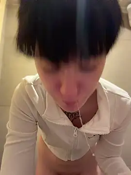IceMur - 2 fingers in the pussy fucking myself