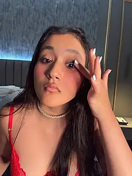 Amara_G - Daddy’s girl / tits show 🍒