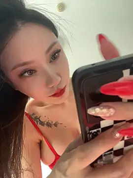 SUCCUBUS-VivianLaSouris