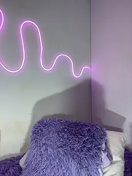 Miss-lyra - fuck my pussy hard😈