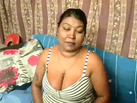 Indianmermaid - 50 boobs 65 butt 400 pussy