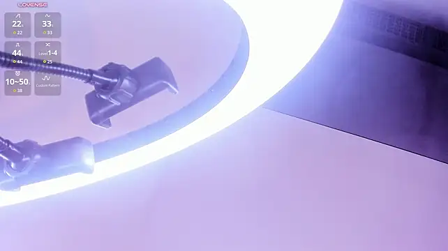 Emmy_lander1