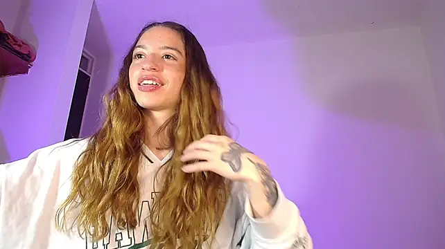 Sara_lee01 - Sensual dance + close-up teasing