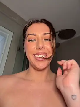 Aussielulu - DAPHNE SHOWER CUM SHOW