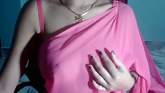 Hot-__100 - Breast show