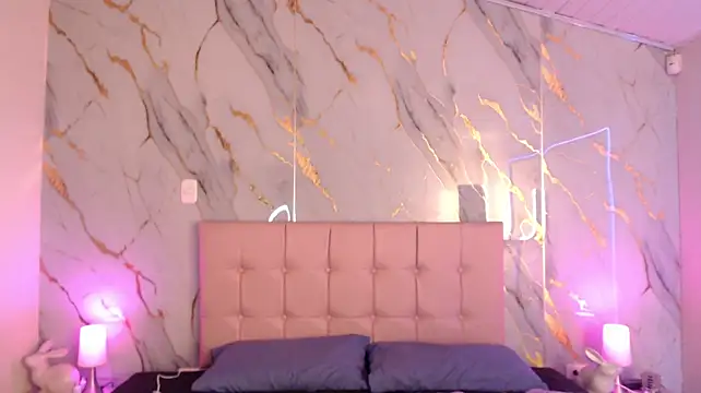 HonneyDemoni - show tits + bounce + massage