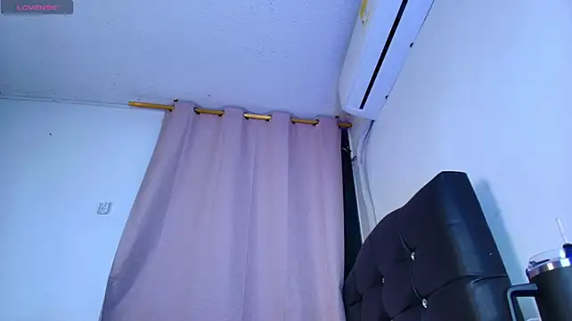 Mia_depp - SPANKS CAMELTOE