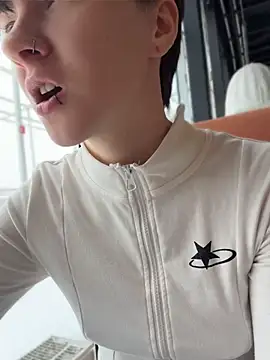 IceMur - 2 fingers in the pussy fucking myself