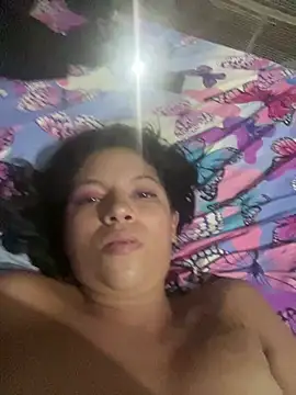 Broken_Latina_Whores_JE - Show tits 🥰