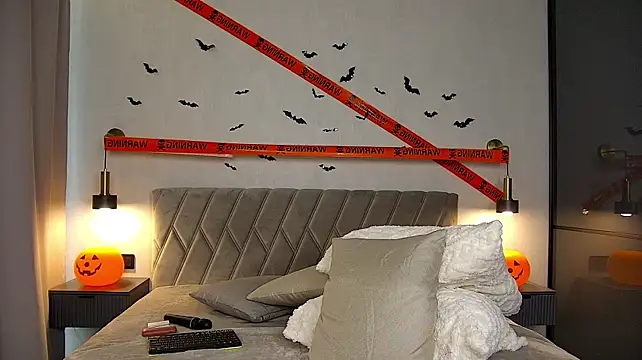 Kitty_Asstronaut - fingering my wet pussy